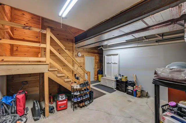 $925,000 | 1095 High Bridge Road, Nicholson, PA 18446