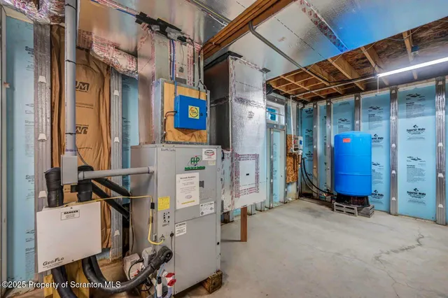 $925,000 | 1095 High Bridge Road, Nicholson, PA 18446