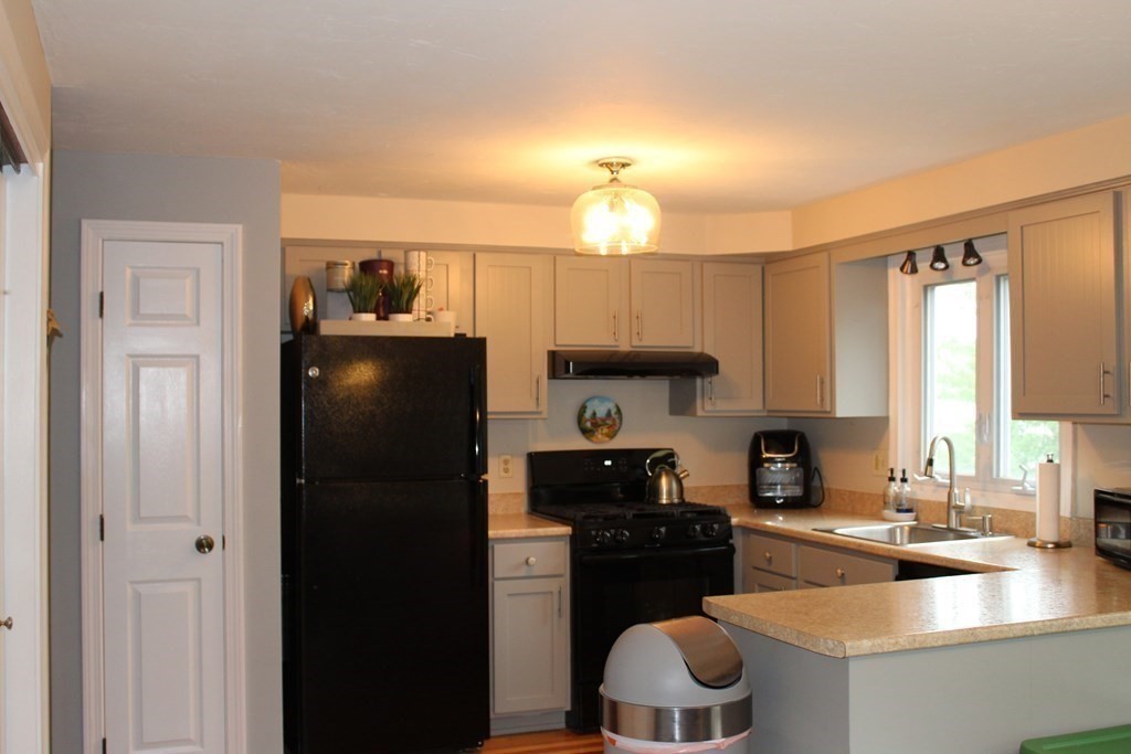 1601 Irving Road, Unit 1601 Randolph, MA 02368 - Photo 4 of 16 Gallery Image 4
