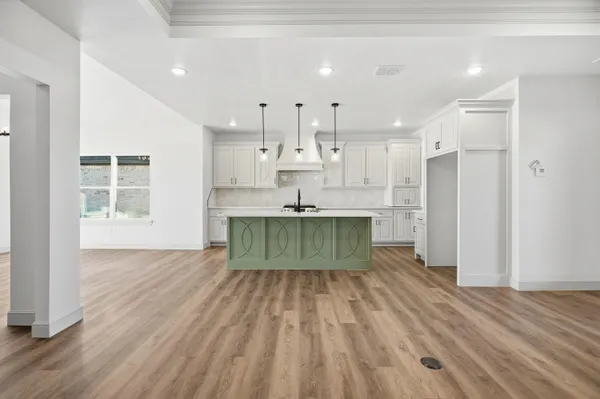$363,000 | 1113 North 6th Street, Wolfforth, TX 79382