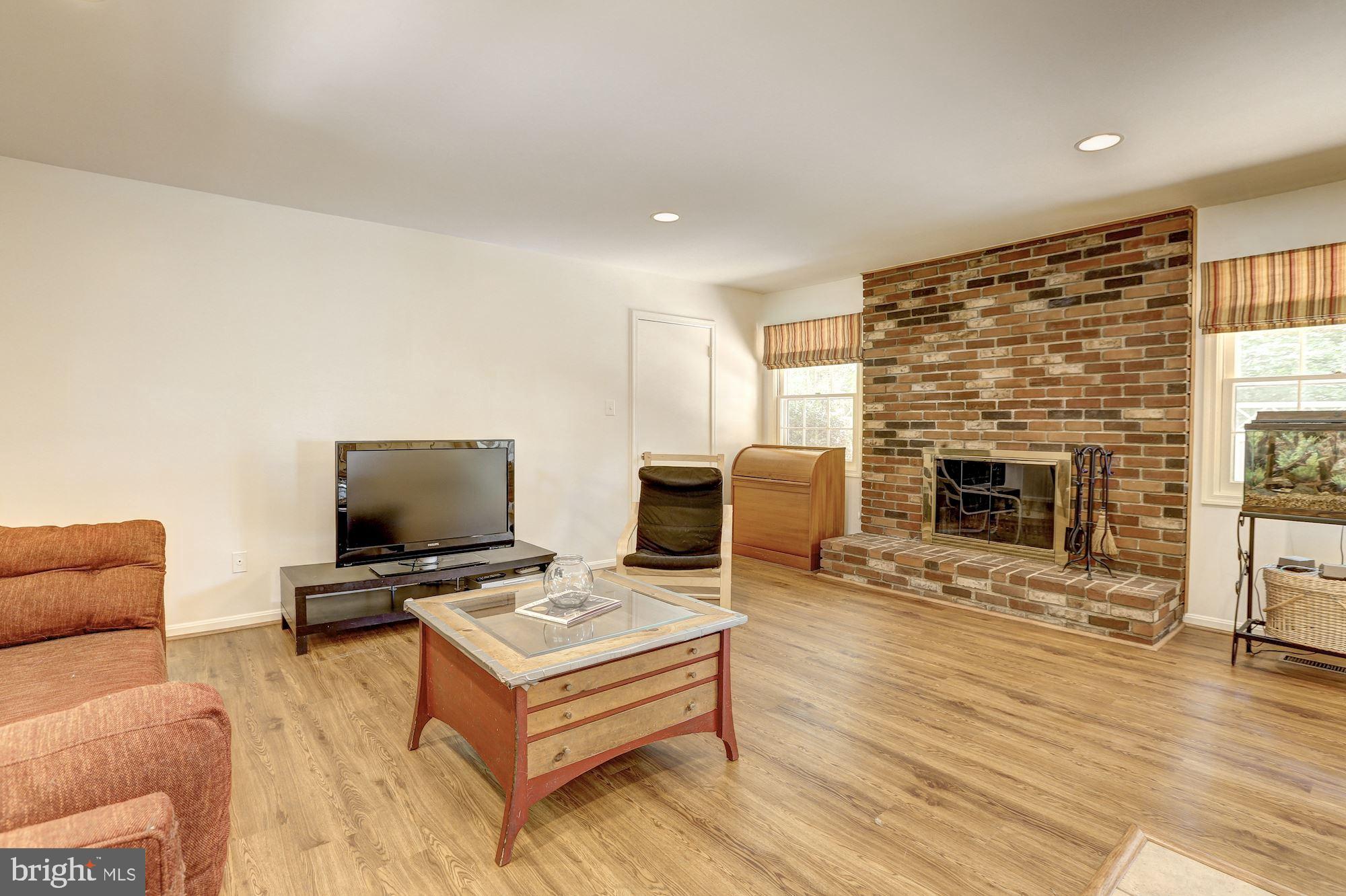 13708 Beauwick Court Silver Spring, MD 20906 - Photo 8 of 30 Gallery Image 8