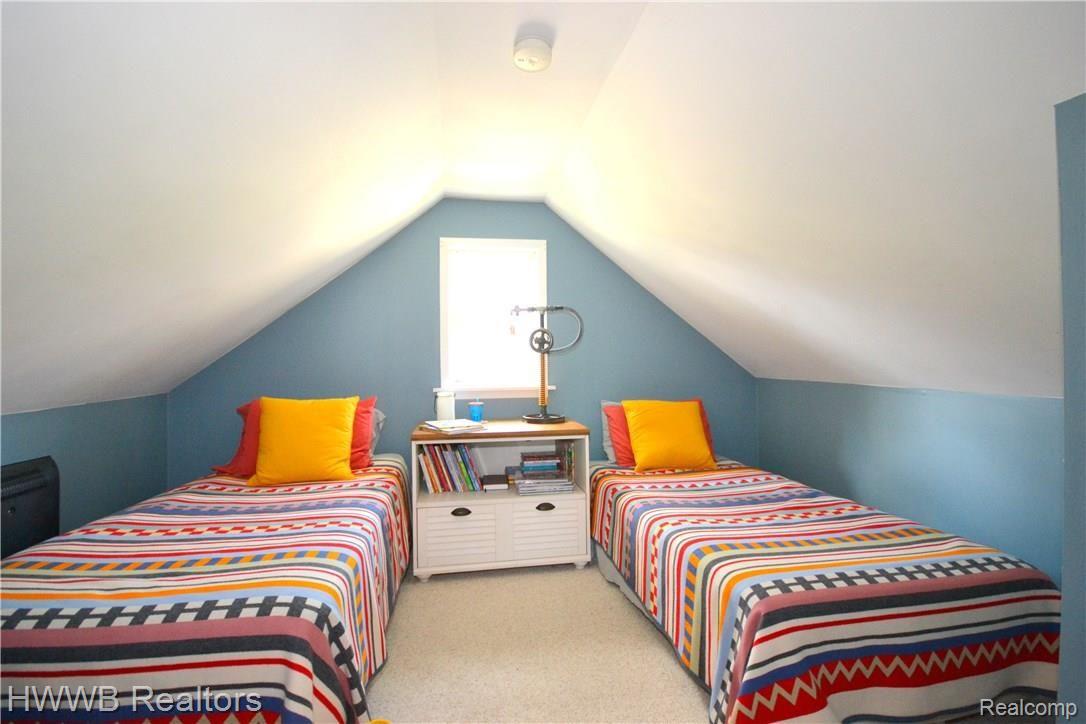 331 Parkdale Avenue Rochester, MI 48307 - Photo 16 of 23 2nd Floor Bonus Area.JPG