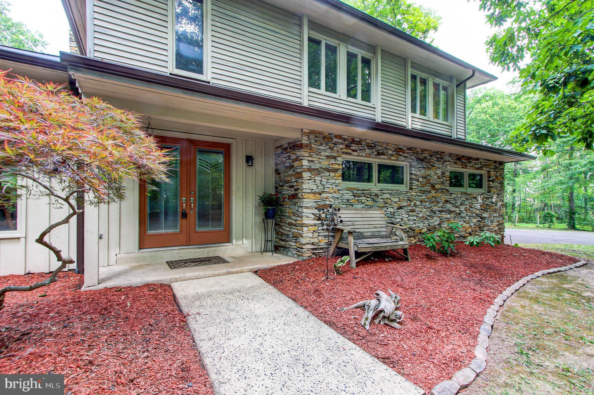 113 Forrest Road Telford, PA 18969 - Photo 3 of 51