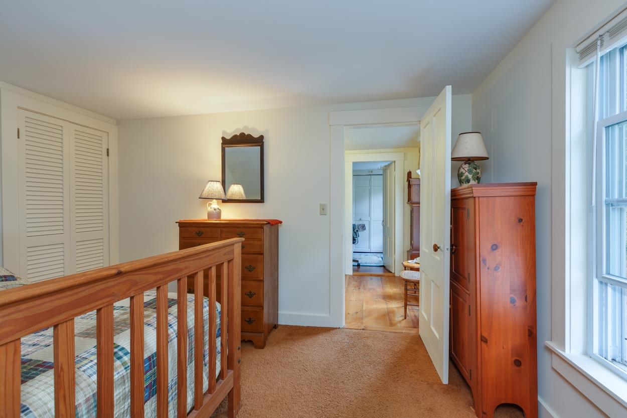 23 Nottingham Road Deerfield, NH 03037 - Photo 18 of 39