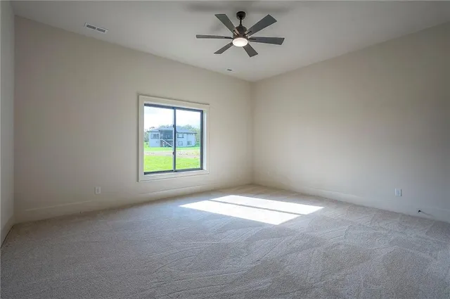 $1,150,000 | 561 South Shore Drive, Lake Winnebago, MO 64034