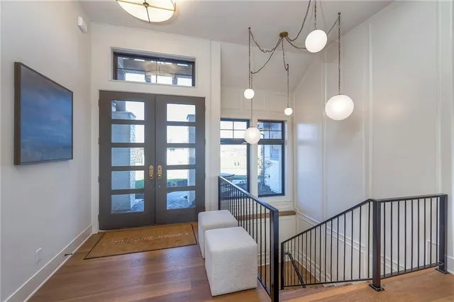 $1,150,000 | 561 South Shore Drive, Lake Winnebago, MO 64034