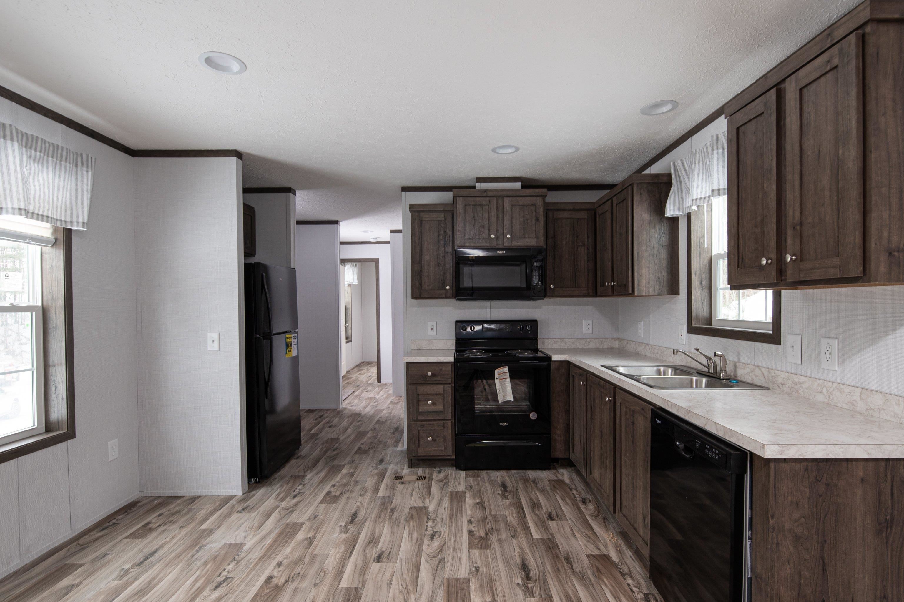 35 Overlook Lane Coventry, VT 05855 - Photo 18 of 26