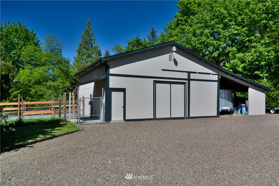 19933 Mountain View Road Northeast Duvall, WA 98019 - Photo 16 of 25 Gallery Image 16