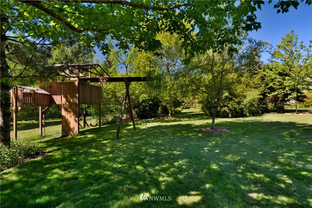 19933 Mountain View Road Northeast Duvall, WA 98019 - Photo 19 of 25 Gallery Image 19