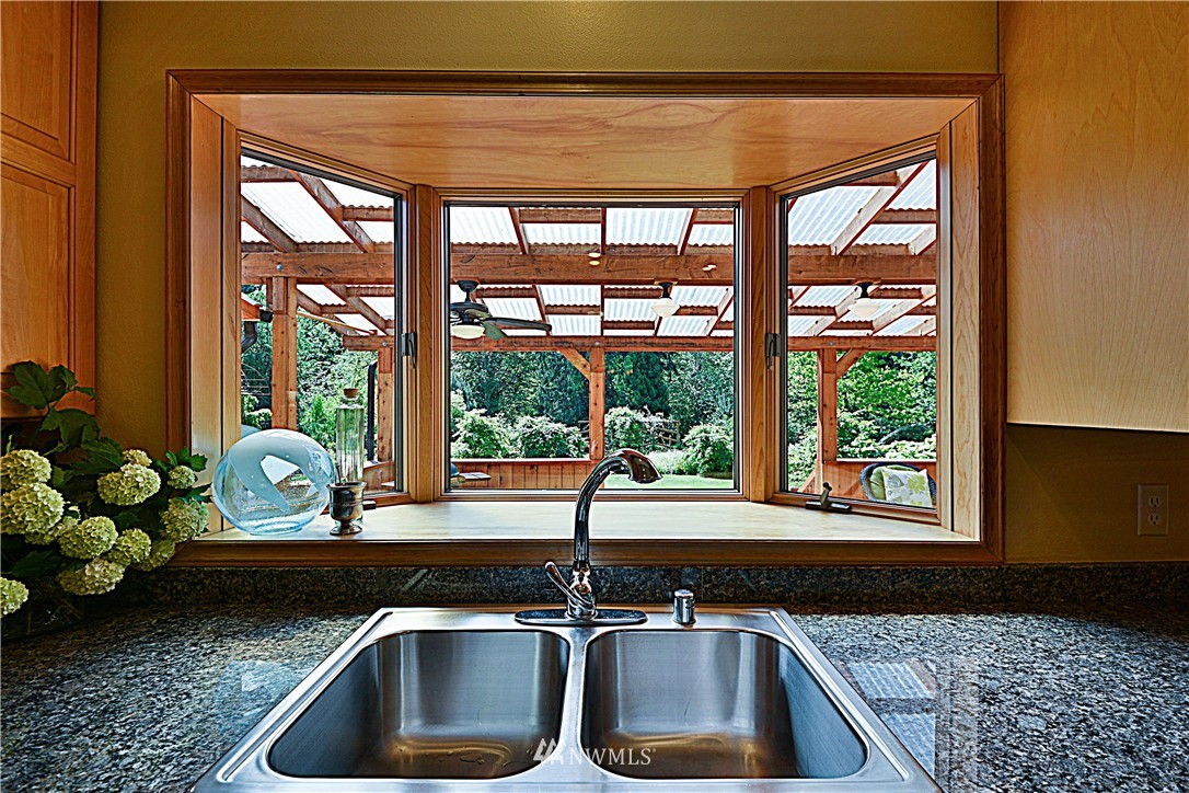 19933 Mountain View Road Northeast Duvall, WA 98019 - Photo 6 of 25 Gallery Image 6