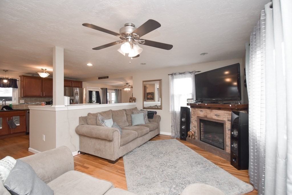 79 Denwall Drive Springfield, MA 01119 - Photo 14 of 42 Gallery Image 14