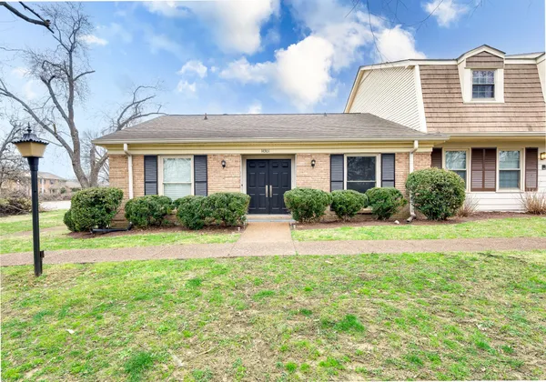 $450,000 | 8300 Sawyer Brown Road, Unit H301, Nashville, TN 37221