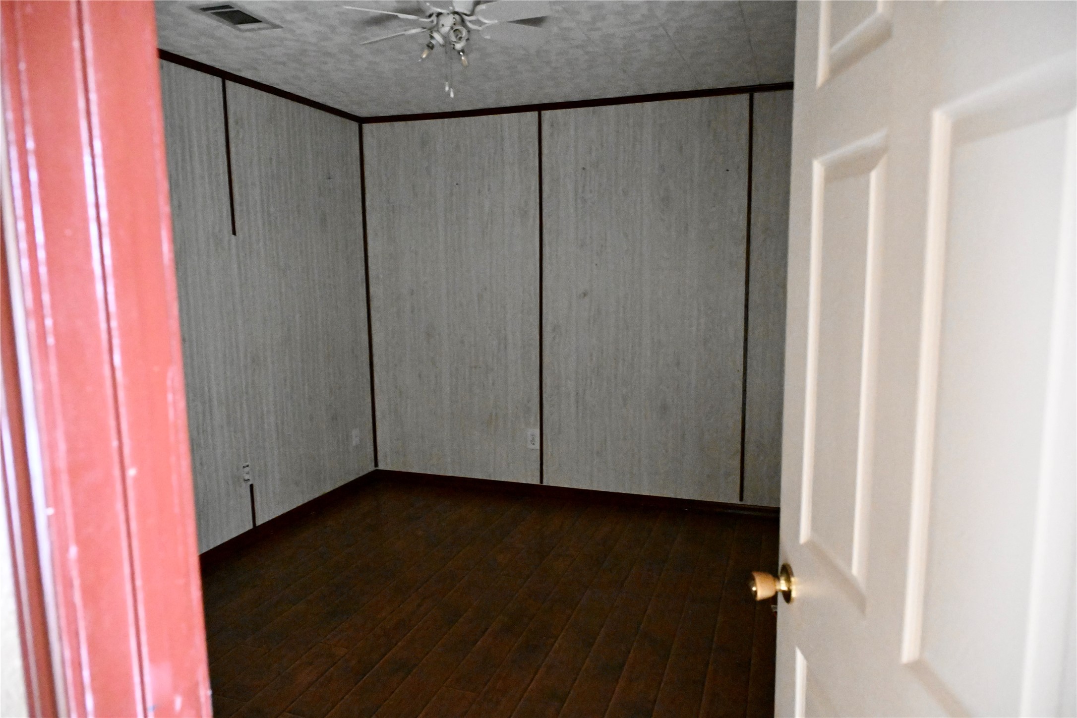 252 Bastrop Street Angleton, TX 77515 - Photo 23 of 28 a view of a small space