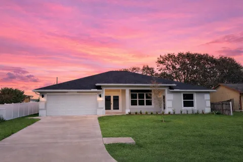 $539,000 | 655 Southwest Seagull Terrace, Port St. Lucie, FL 34953