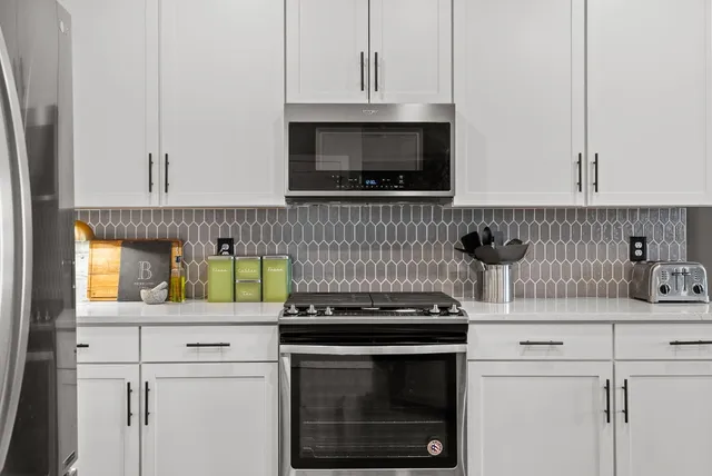 $539,000 | 711 Yellow Leaf Lane, Summerville, SC 29486