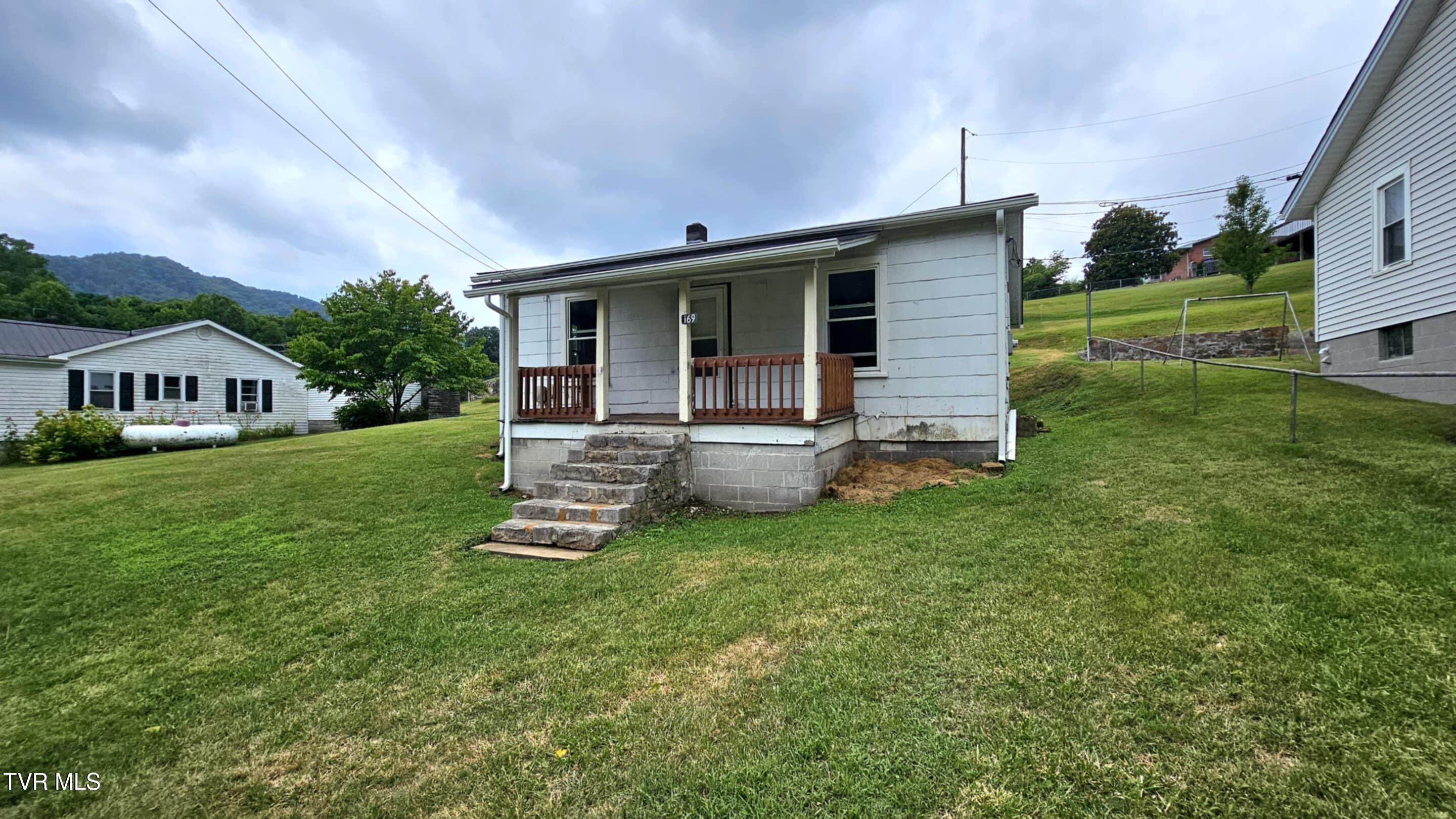 169 Reed Hollow Road Gate City, VA 24251 - Photo 4 of 15 4