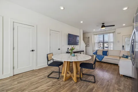 $315,000 | 100 Thompson Lane, Unit 6, Nashville, TN 37211