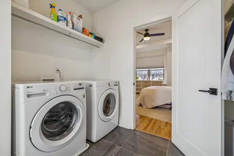 $315,000 | 100 Thompson Lane, Unit 6, Nashville, TN 37211