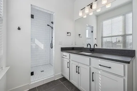 $315,000 | 100 Thompson Lane, Unit 6, Nashville, TN 37211