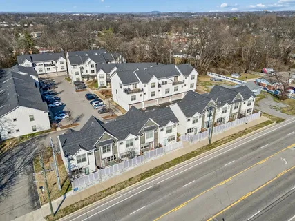$315,000 | 100 Thompson Lane, Unit 6, Nashville, TN 37211