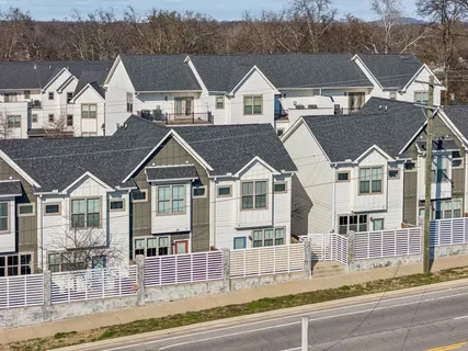 $315,000 | 100 Thompson Lane, Unit 6, Nashville, TN 37211