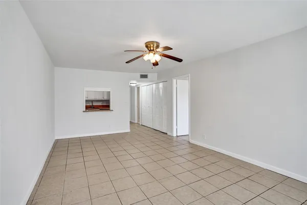 $1,550 | 9273 Southwest 8th Street, Unit 117, Boca Raton, FL 33428