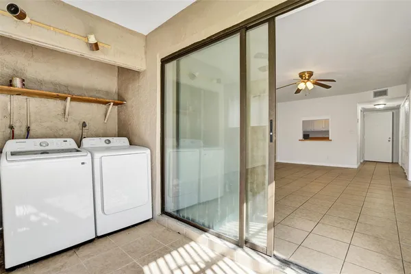 $1,550 | 9273 Southwest 8th Street, Unit 117, Boca Raton, FL 33428