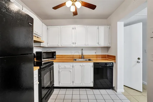 $1,550 | 9273 Southwest 8th Street, Unit 117, Boca Raton, FL 33428