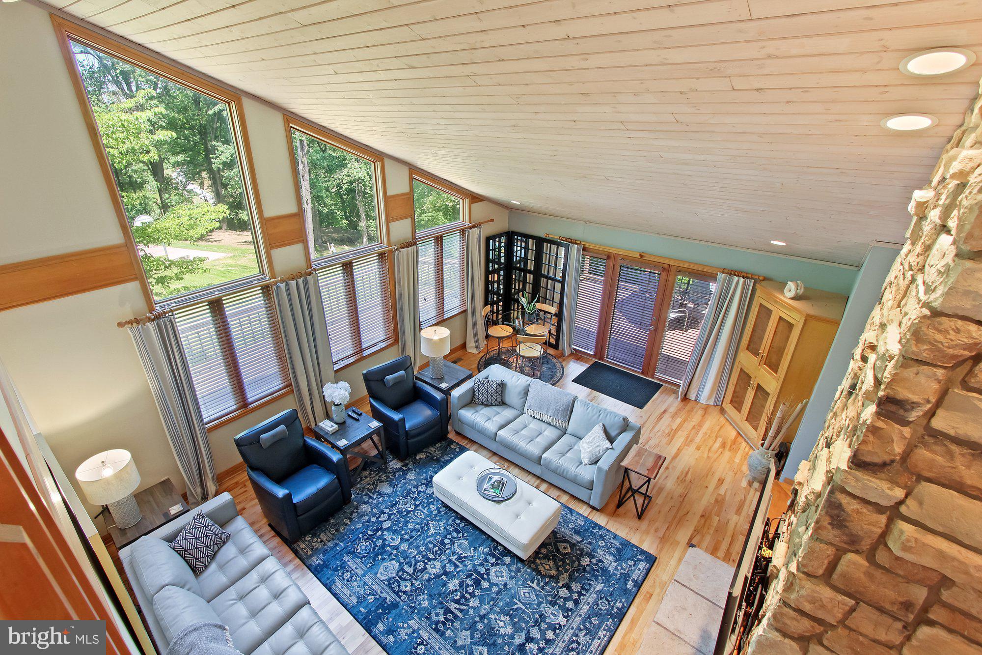 14815 Manor Road Monkton, MD 21111 - Photo 34 of 87 L/R View from Balcony - Vaulted ceilings