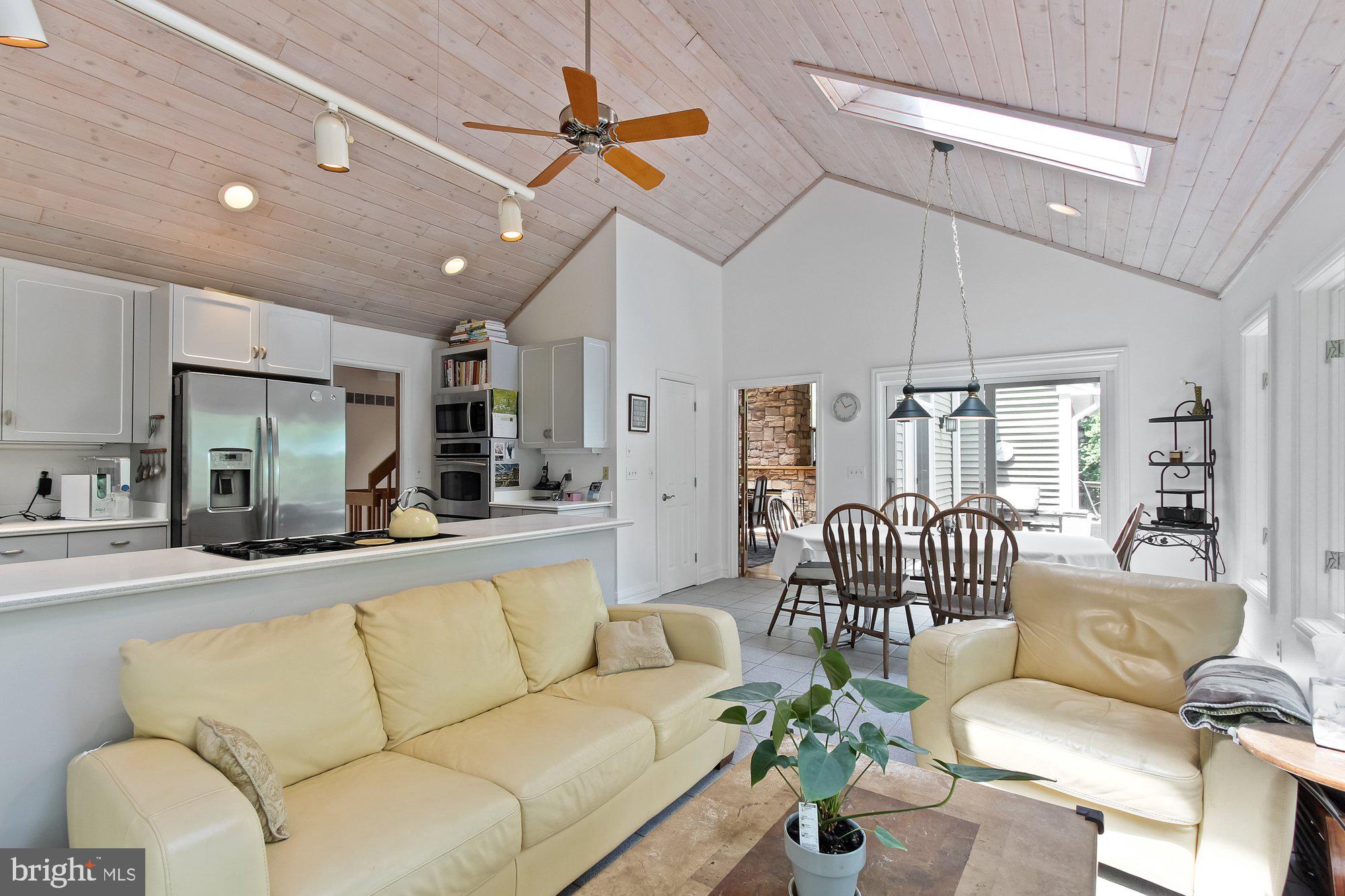 14815 Manor Road Monkton, MD 21111 - Photo 51 of 87 Kitchen Vaulted Tongue-and-grove ceilings