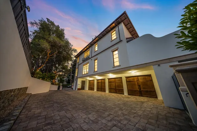 $10,900,000 | 830 Bromfield Road, San Mateo, CA 94402