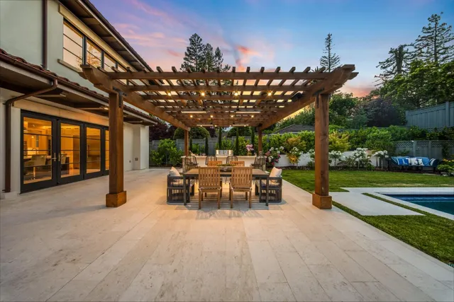 $10,900,000 | 830 Bromfield Road, San Mateo, CA 94402