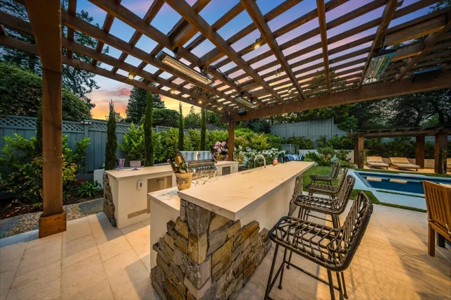 $10,900,000 | 830 Bromfield Road, San Mateo, CA 94402