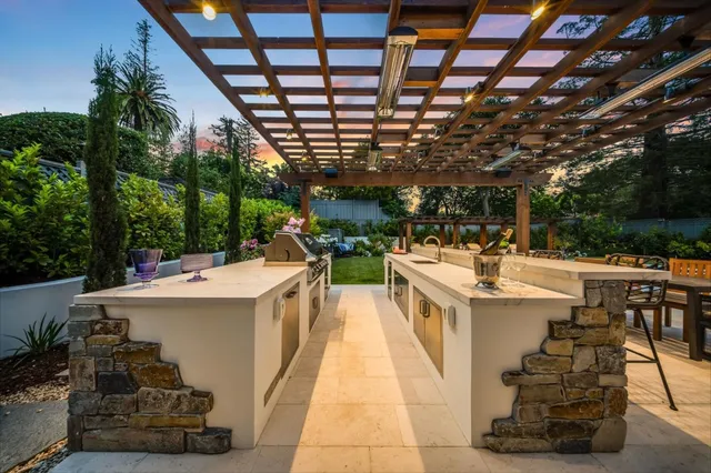 $10,900,000 | 830 Bromfield Road, San Mateo, CA 94402