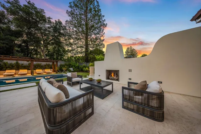 $10,900,000 | 830 Bromfield Road, San Mateo, CA 94402