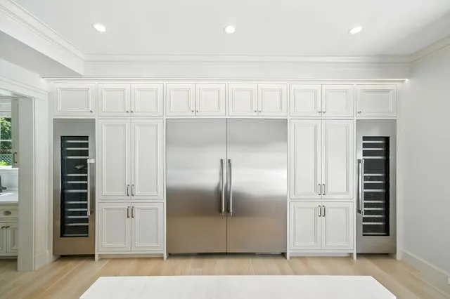 a view of entryway and hall