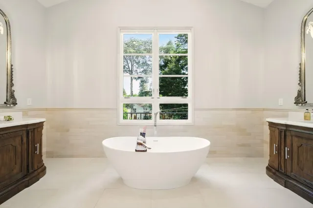 $10,900,000 | 830 Bromfield Road, San Mateo, CA 94402