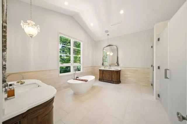 $10,900,000 | 830 Bromfield Road, San Mateo, CA 94402