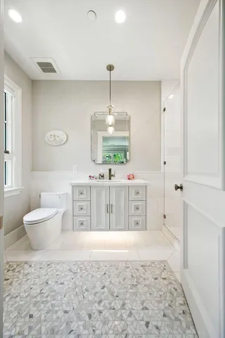 $10,900,000 | 830 Bromfield Road, San Mateo, CA 94402