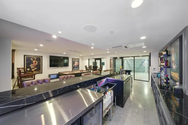 $10,900,000 | 830 Bromfield Road, San Mateo, CA 94402