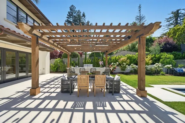 $10,900,000 | 830 Bromfield Road, San Mateo, CA 94402