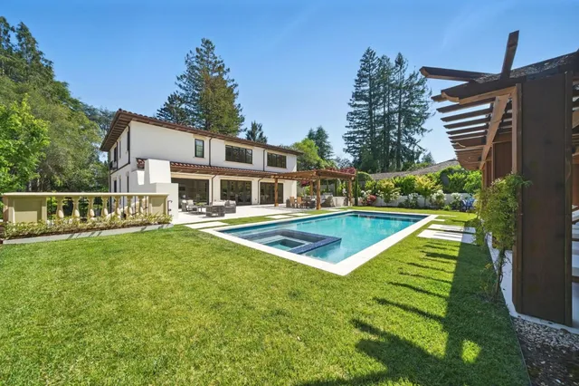 $10,900,000 | 830 Bromfield Road, San Mateo, CA 94402