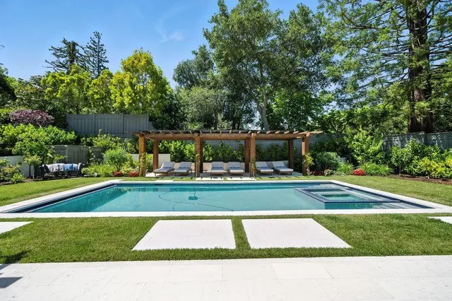 $10,900,000 | 830 Bromfield Road, San Mateo, CA 94402