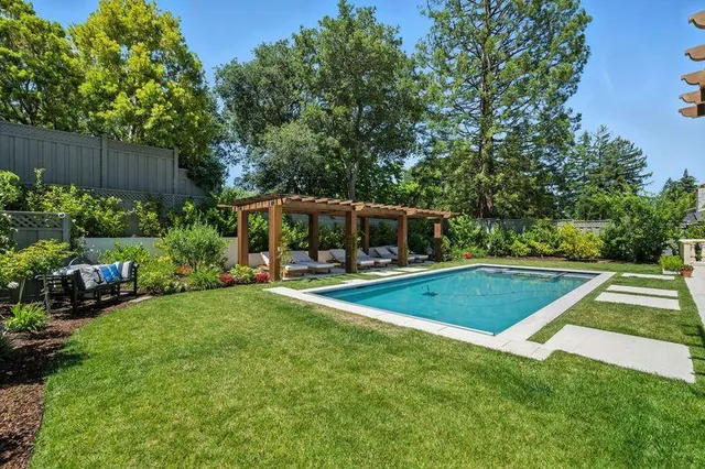 $10,900,000 | 830 Bromfield Road, San Mateo, CA 94402