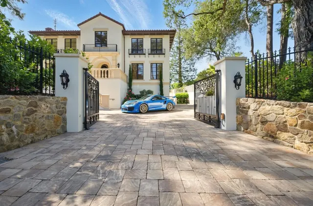 $10,900,000 | 830 Bromfield Road, San Mateo, CA 94402