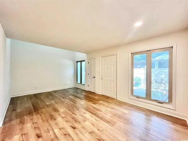 $1,500 | 402 75th Avenue North, Unit D, Myrtle Beach, SC 29572
