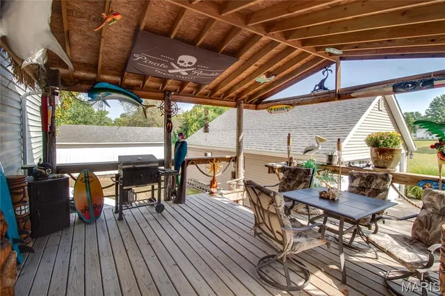 $205,000 | 911 Sumner Street, Jerseyville, IL 62052