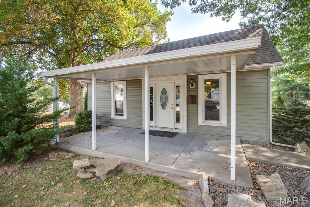 911 Sumner Street Jerseyville, IL 62052 - Photo 4 of 43