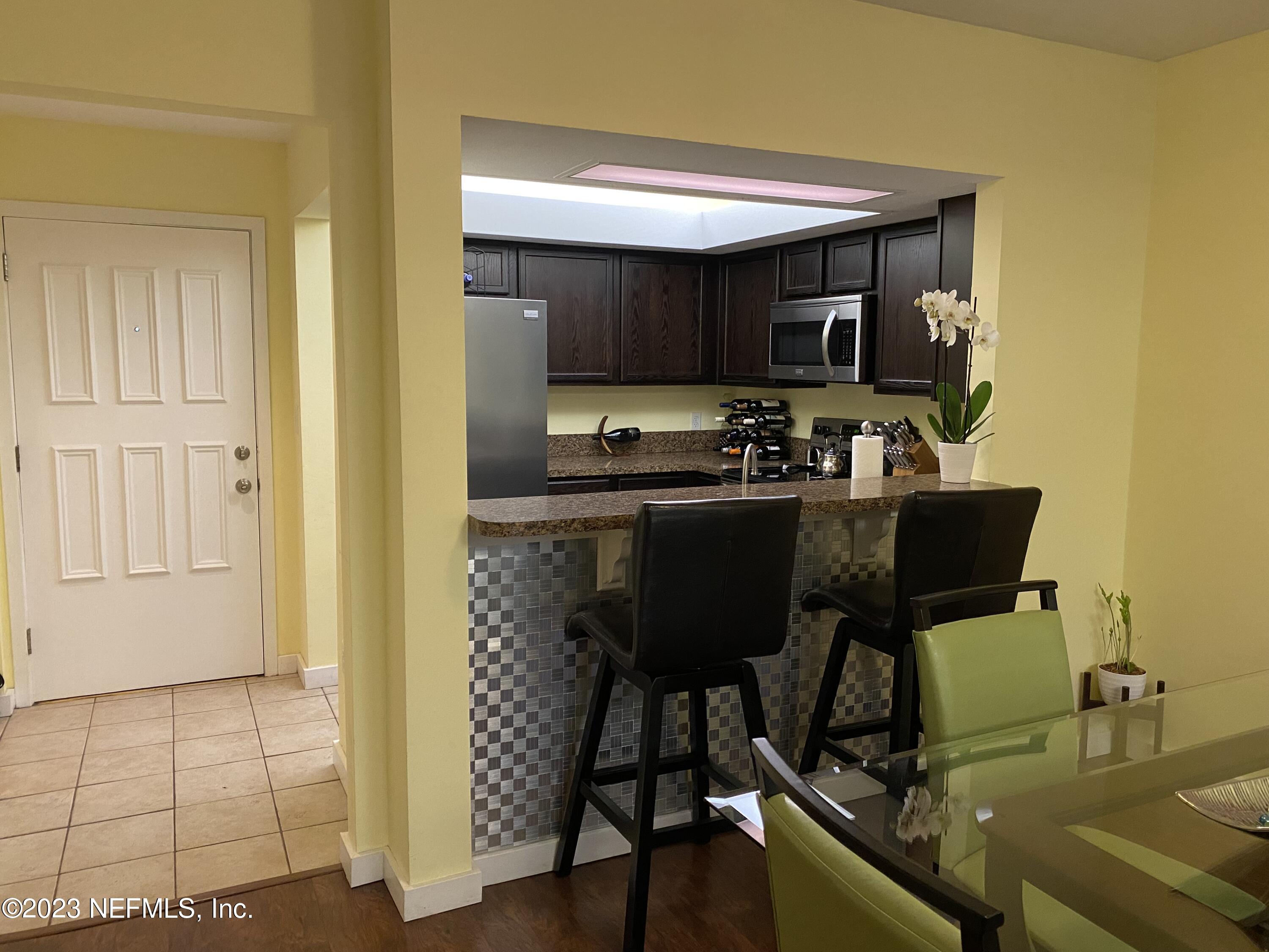 2970 Ravines Road, Unit 1326 Middleburg, FL 32068 - Photo 8 of 11 breakfast bar ravines