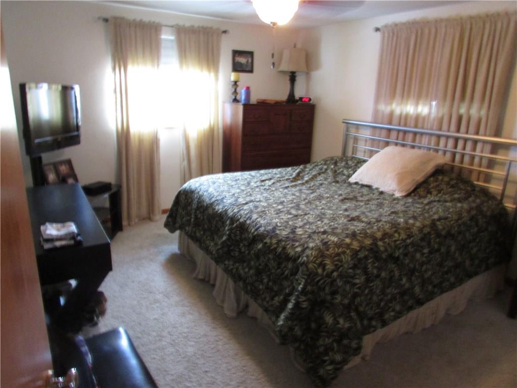 253 Hornaday Road Pittsburgh, PA 15210 - Photo 8 of 25 Gallery Image 8